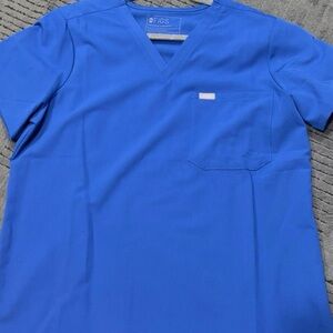 FIGS Women Catarina Top